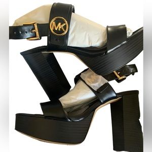 Brand new Michael Kors Platform heels